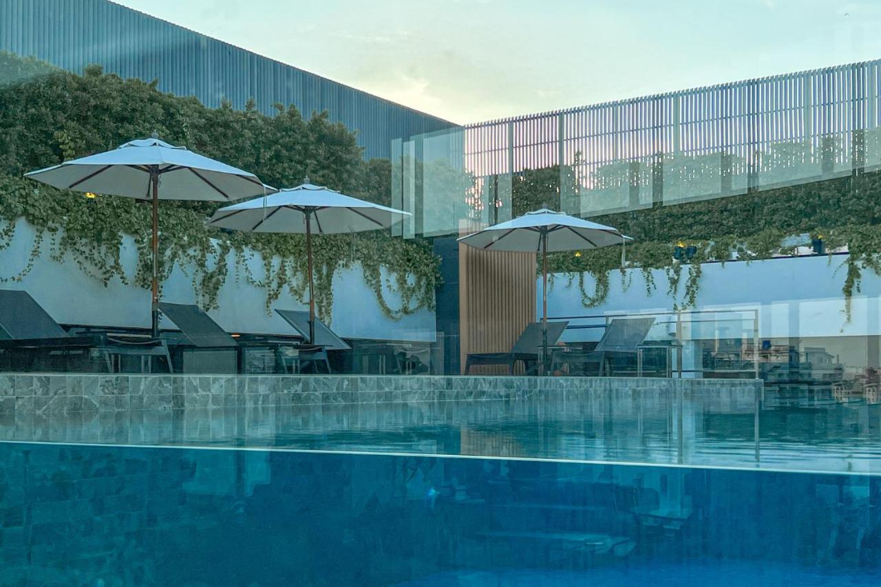 Amanta Hotel & Residence Sathorn Bangkok Buitenkant foto